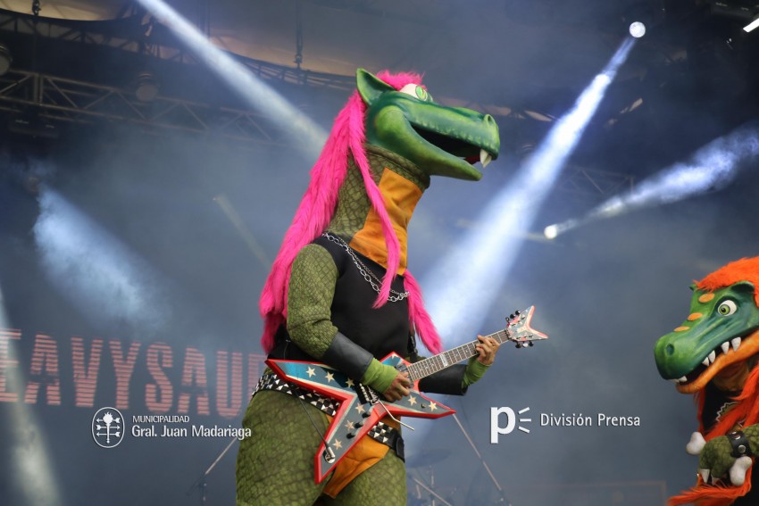AcercArte: Los Heavysaurios brillaron en el escenario mayor
