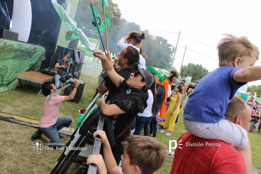 AcercArte: Los Heavysaurios brillaron en el escenario mayor