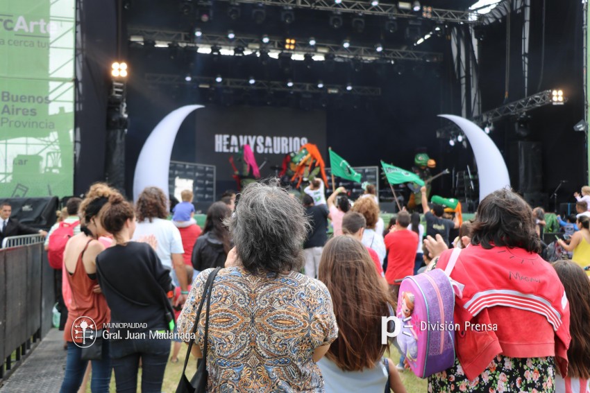 AcercArte: Los Heavysaurios brillaron en el escenario mayor