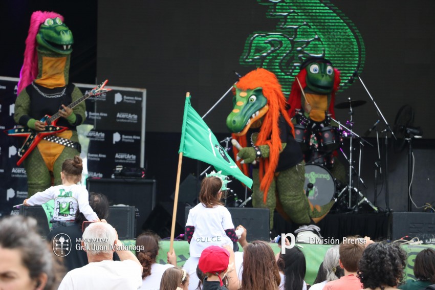 AcercArte: Los Heavysaurios brillaron en el escenario mayor