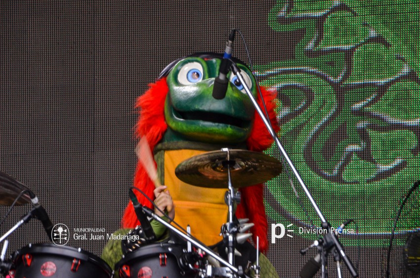 AcercArte: Los Heavysaurios brillaron en el escenario mayor