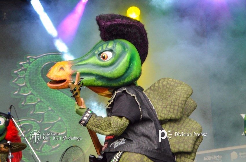 AcercArte: Los Heavysaurios brillaron en el escenario mayor