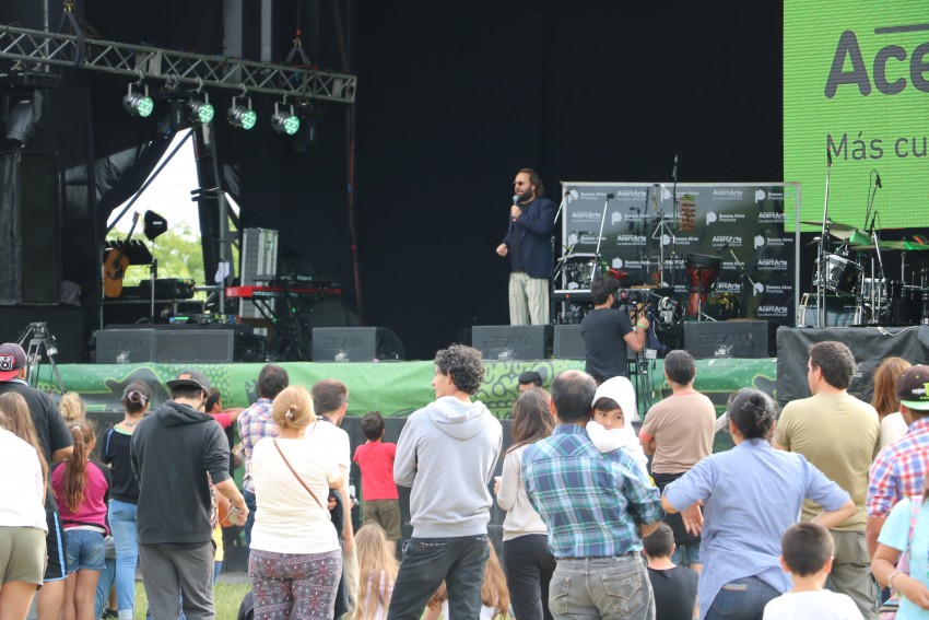 AcercArte: Show de stand up a cargo de Guillermo Selci