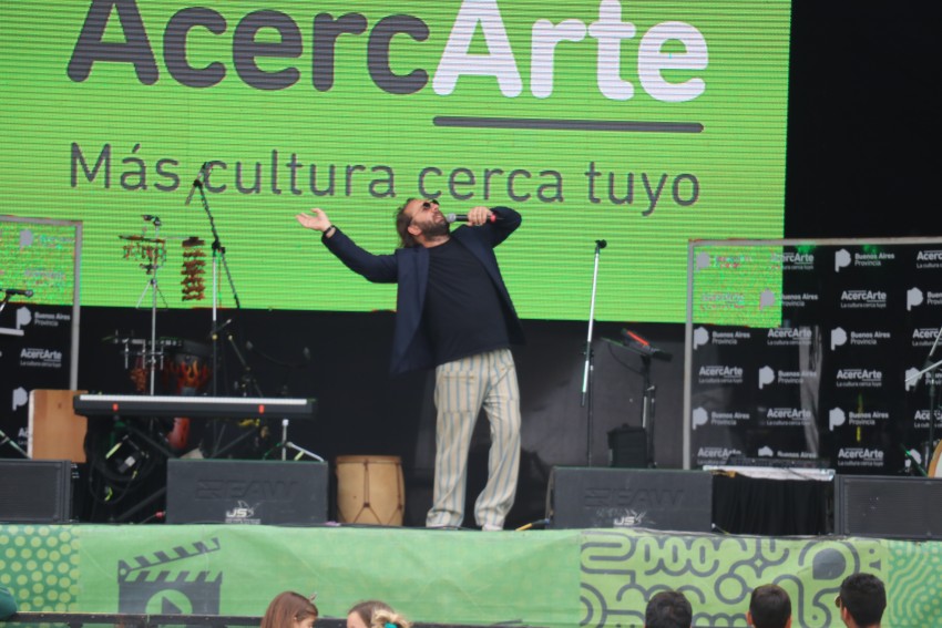 AcercArte: Show de stand up a cargo de Guillermo Selci