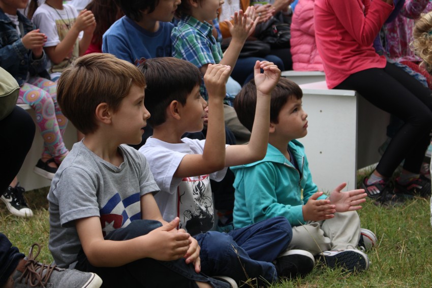 AcercArte: Magia, malabares y mucho humor en la biblioteca
