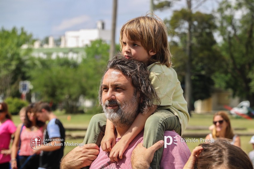 AcercArte: Los Cazurros brindaron un espectacular show en el escenario