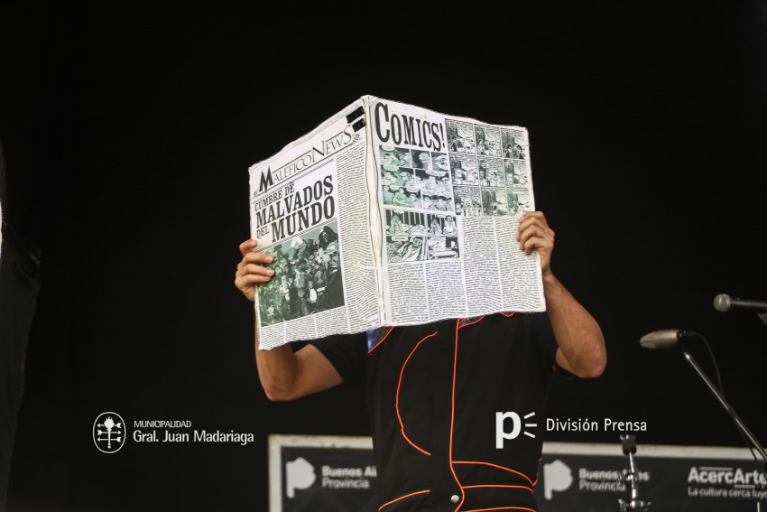 AcercArte: Los Cazurros brindaron un espectacular show en el escenario