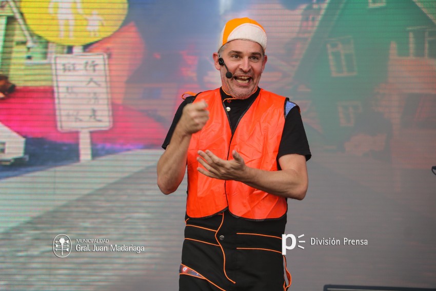 AcercArte: Los Cazurros brindaron un espectacular show en el escenario