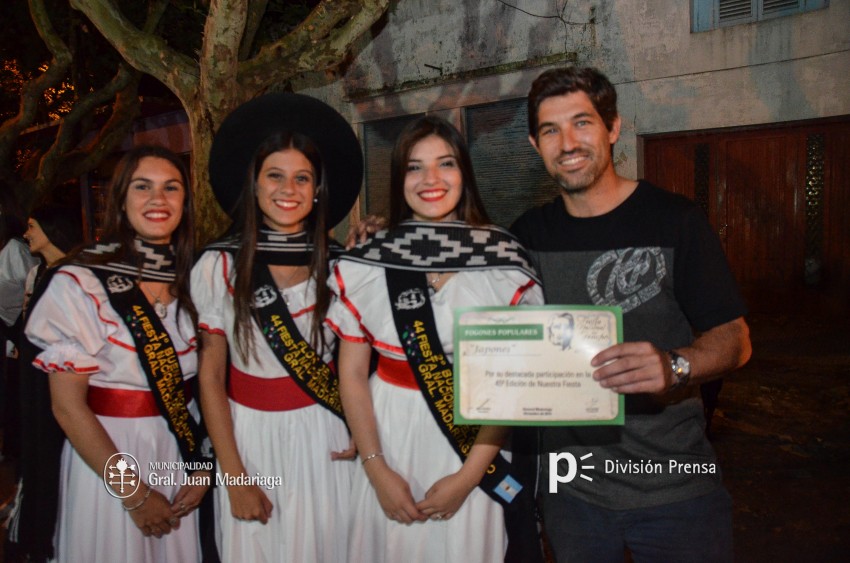 Noche de fogones populares