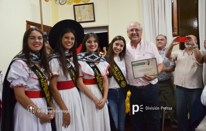 Noche de fogones populares