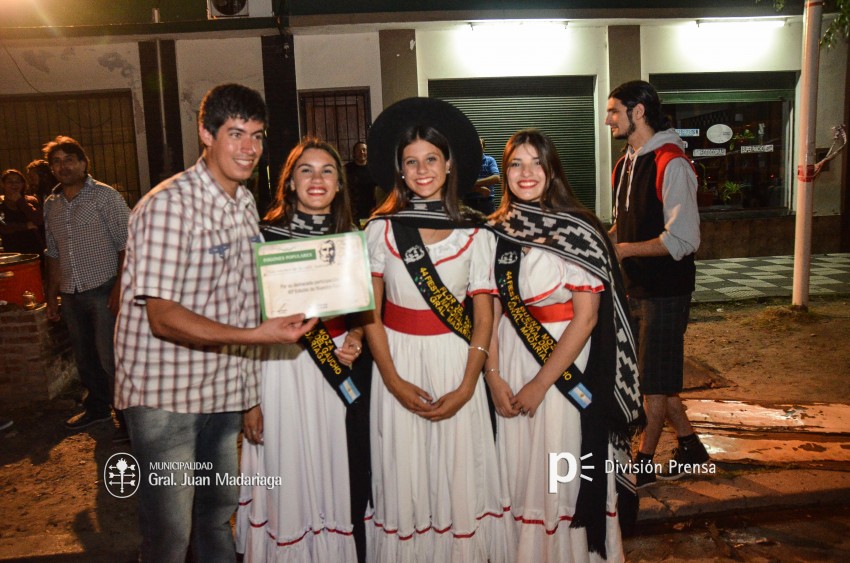 Noche de fogones populares