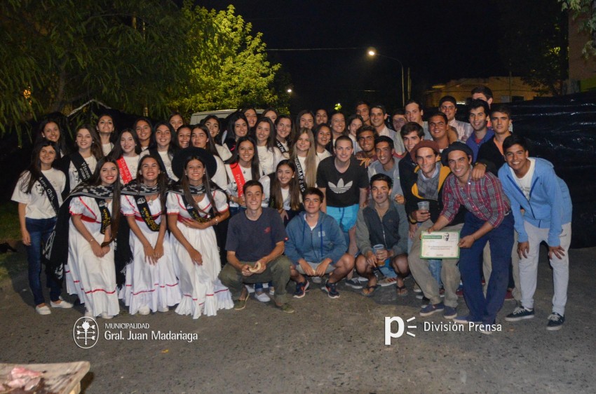 Noche de fogones populares