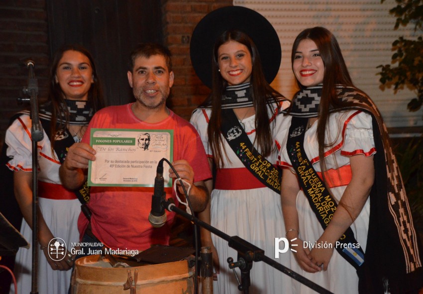 Noche de fogones populares