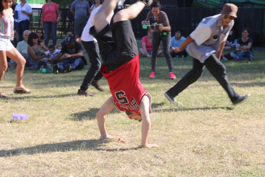 AcercArte: Alumnas de distintas escuelas de danzas locales participaro