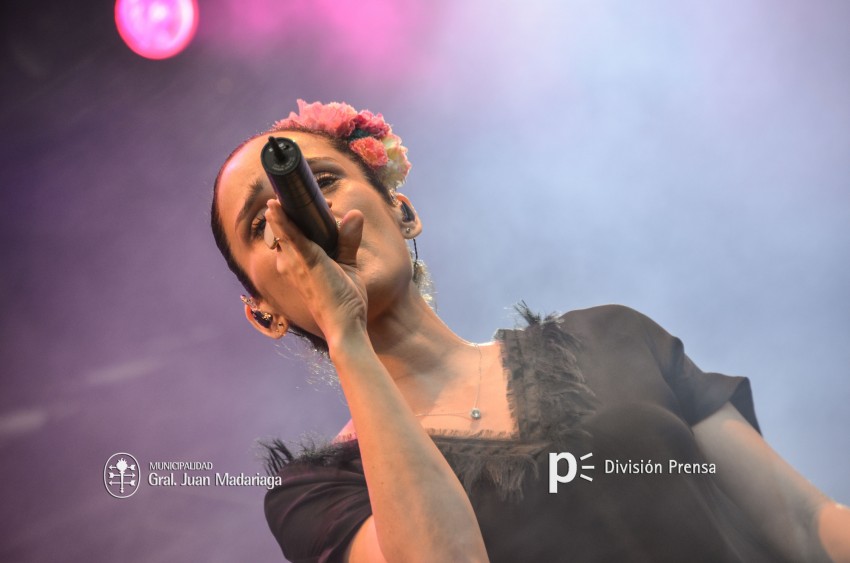 AcercArte: Julieta Venegas deslumbr a Madariaga