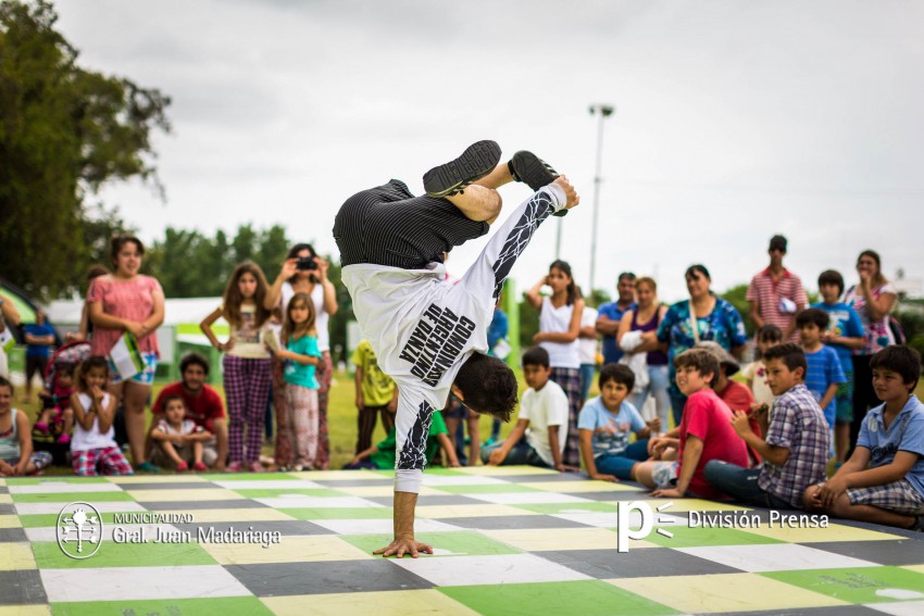 AcercArte pas por Madariaga y unas 20 mil personas disfrutaron de la 