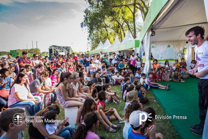 AcercArte pas por Madariaga y unas 20 mil personas disfrutaron de la 