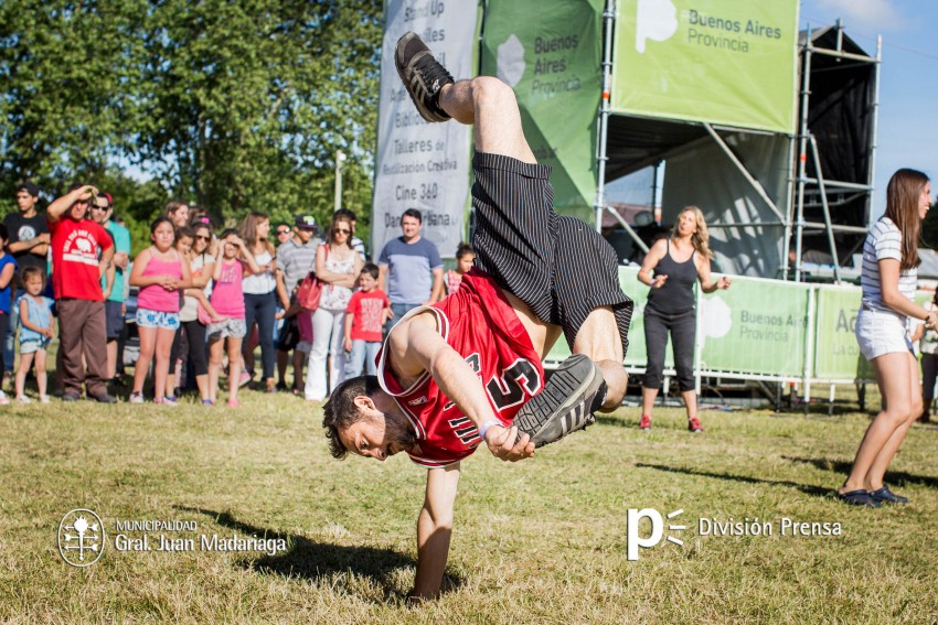 AcercArte pas por Madariaga y unas 20 mil personas disfrutaron de la 