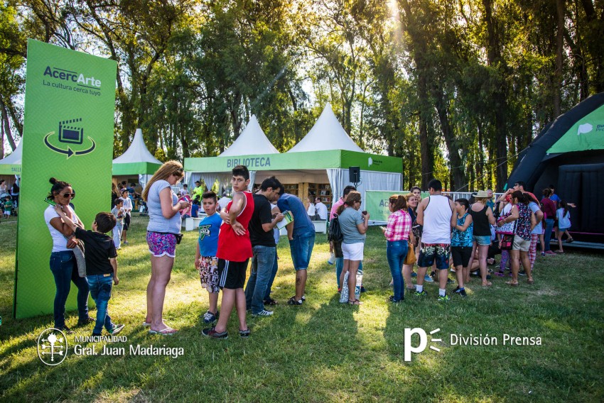 AcercArte pas por Madariaga y unas 20 mil personas disfrutaron de la 