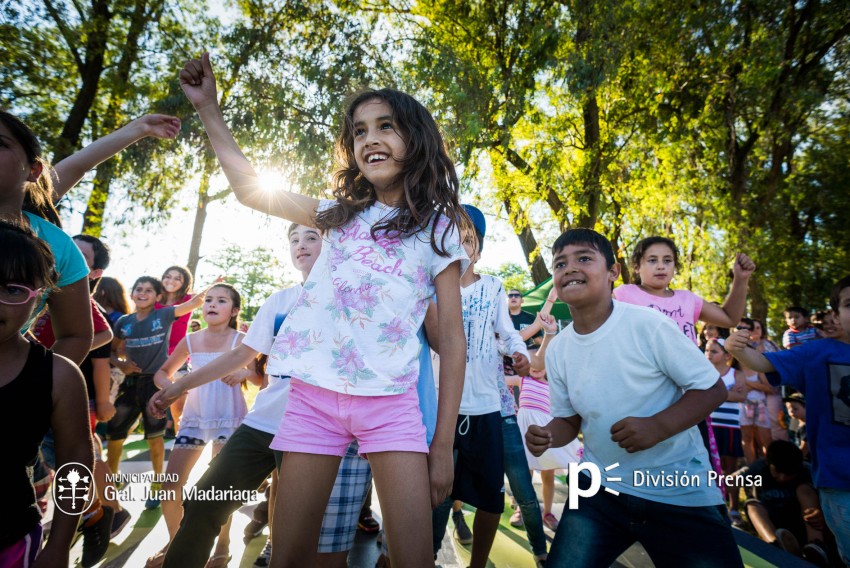 AcercArte pas por Madariaga y unas 20 mil personas disfrutaron de la 