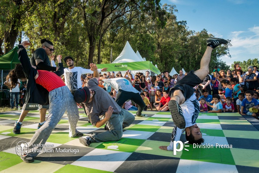 AcercArte pas por Madariaga y unas 20 mil personas disfrutaron de la 