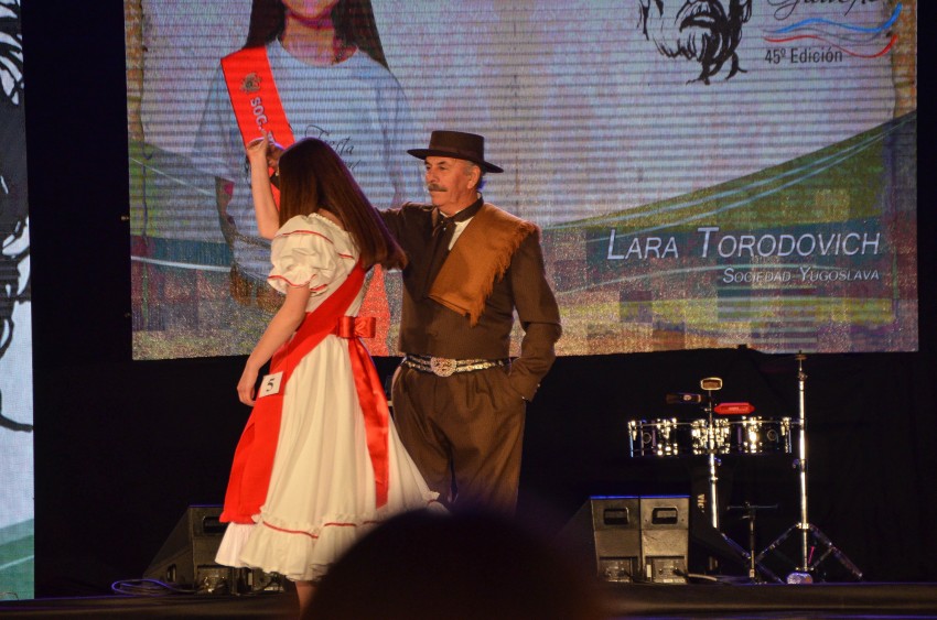 Se realiz el desfile presentacin de Buenas Mozas