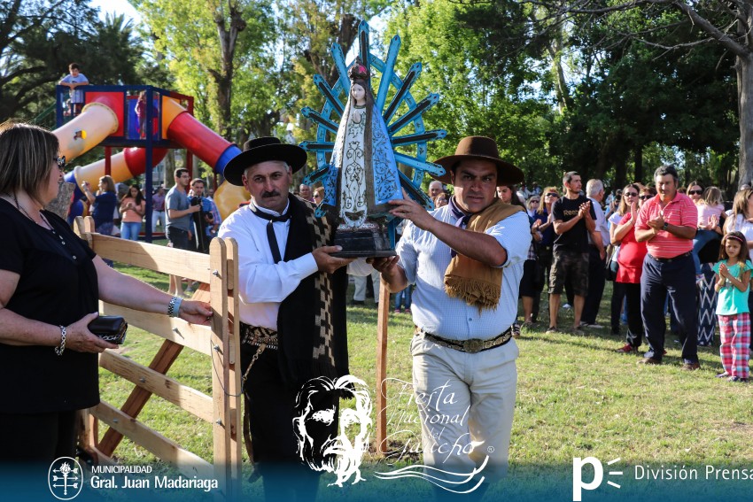 La Fiesta Nacional del Gaucho abri sus tranqueras en el Parque Anchor