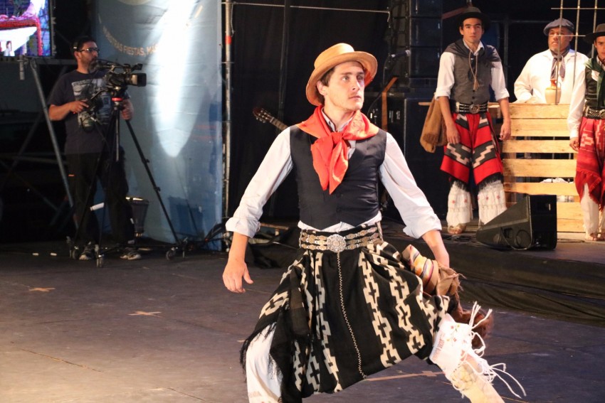 El intendente particip de la apertura del Escenario Mayor