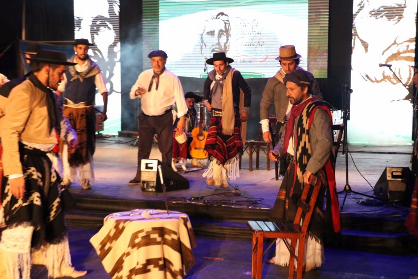 El intendente particip de la apertura del Escenario Mayor