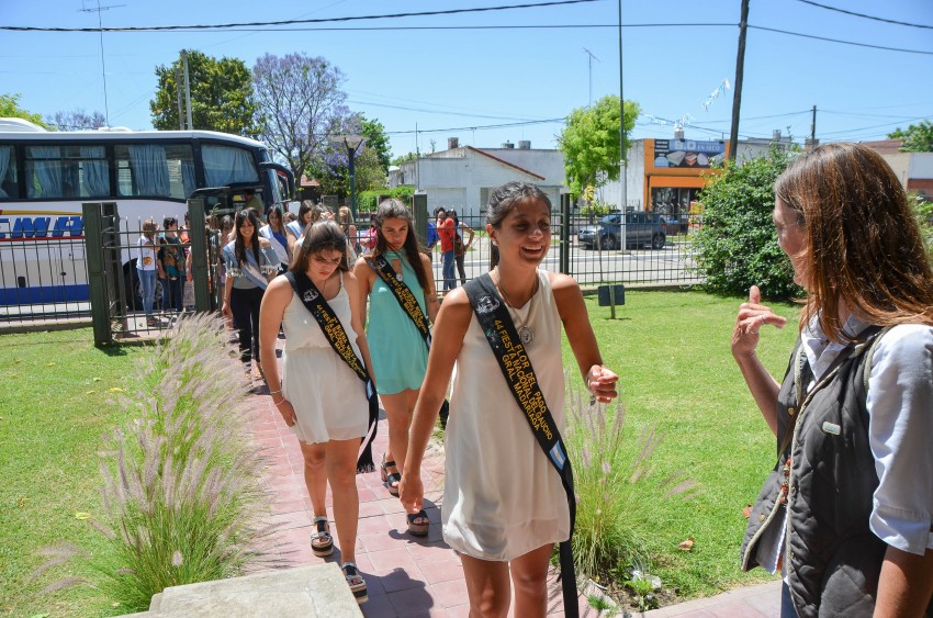 Reinas invitadas recorrieron la ciudad y sus museos