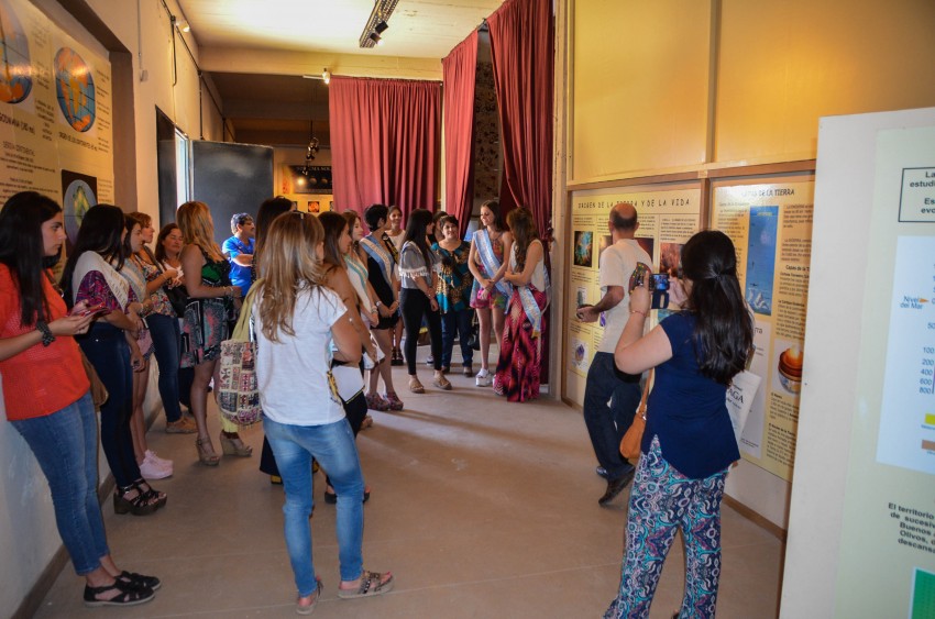 Reinas invitadas recorrieron la ciudad y sus museos