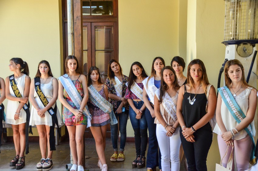 Reinas invitadas recorrieron la ciudad y sus museos