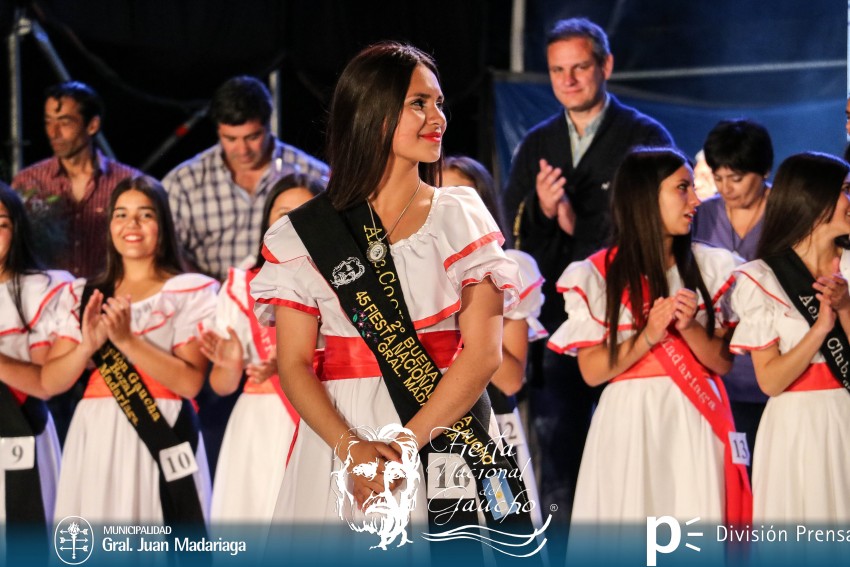 La eleccin de la Flor del Pago en fotos