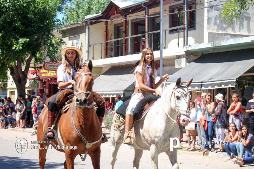 Las mejores fotos del desfile de gala de la Fiesta Nacional del Gaucho