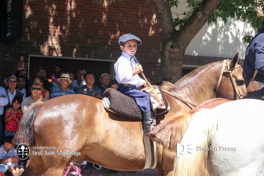 Las mejores fotos del desfile de gala de la Fiesta Nacional del Gaucho