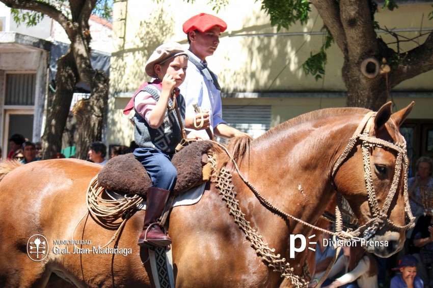 Las mejores fotos del desfile de gala de la Fiesta Nacional del Gaucho