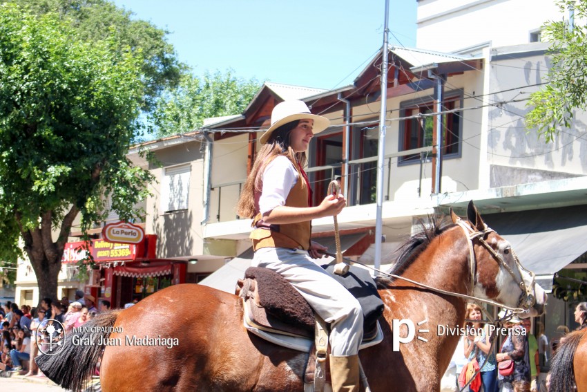 Las mejores fotos del desfile de gala de la Fiesta Nacional del Gaucho