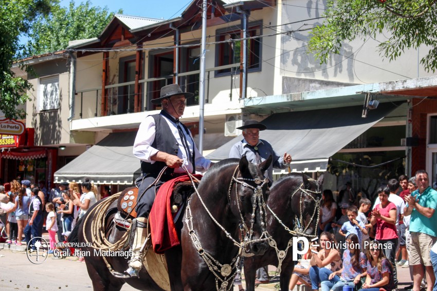 Las mejores fotos del desfile de gala de la Fiesta Nacional del Gaucho