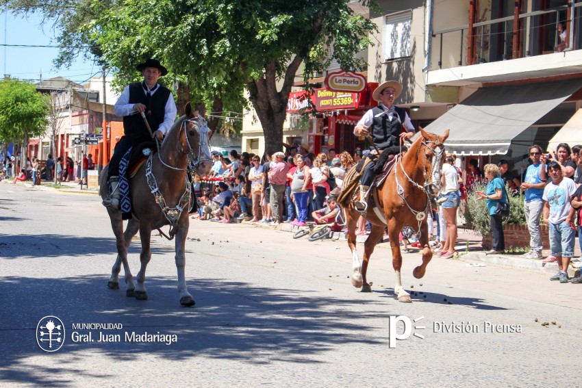 Las mejores fotos del desfile de gala de la Fiesta Nacional del Gaucho