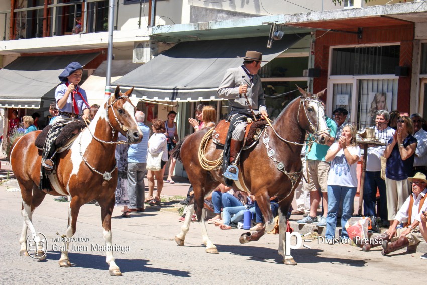 Las mejores fotos del desfile de gala de la Fiesta Nacional del Gaucho