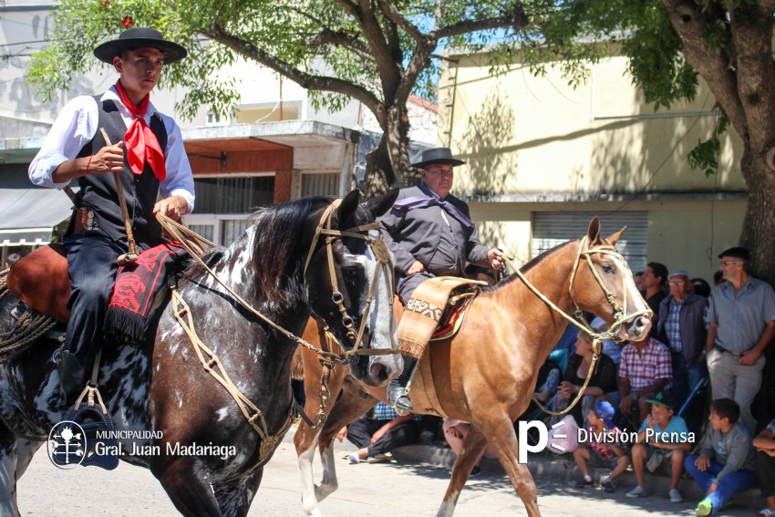 Las mejores fotos del desfile de gala de la Fiesta Nacional del Gaucho