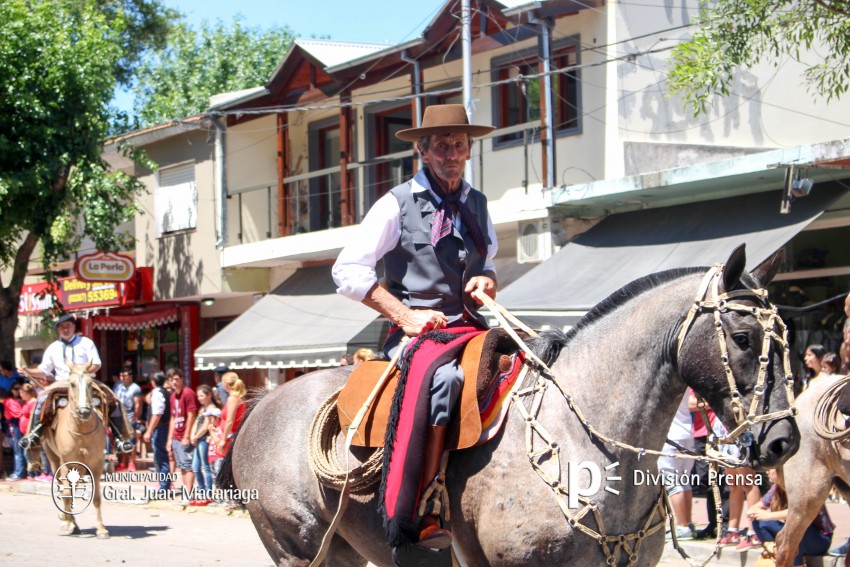 Las mejores fotos del desfile de gala de la Fiesta Nacional del Gaucho