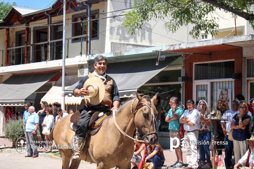 Las mejores fotos del desfile de gala de la Fiesta Nacional del Gaucho