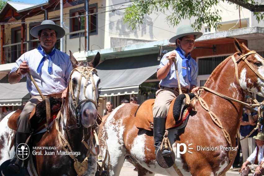 Las mejores fotos del desfile de gala de la Fiesta Nacional del Gaucho