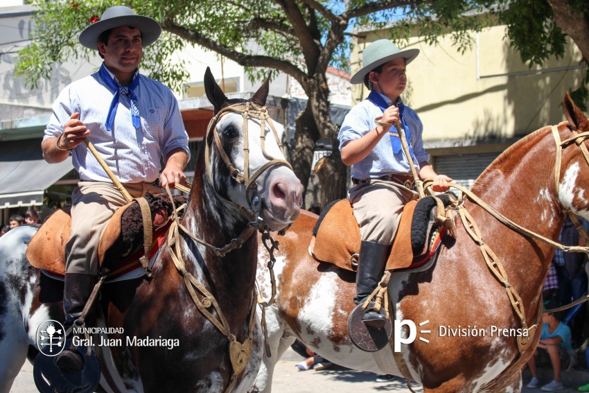 Las mejores fotos del desfile de gala de la Fiesta Nacional del Gaucho