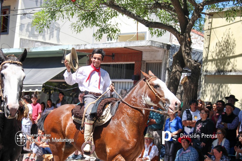 Las mejores fotos del desfile de gala de la Fiesta Nacional del Gaucho