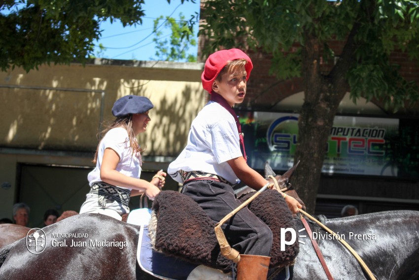 Las mejores fotos del desfile de gala de la Fiesta Nacional del Gaucho