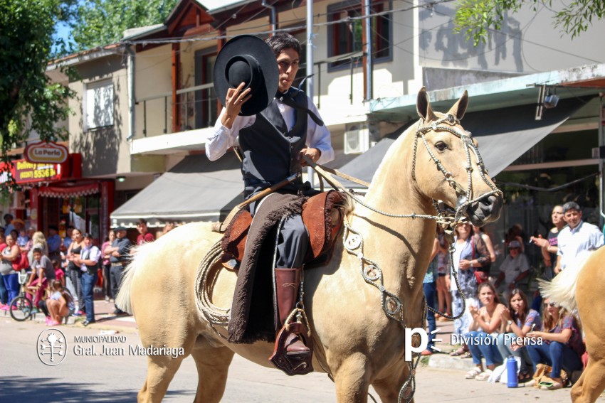 Las mejores fotos del desfile de gala de la Fiesta Nacional del Gaucho