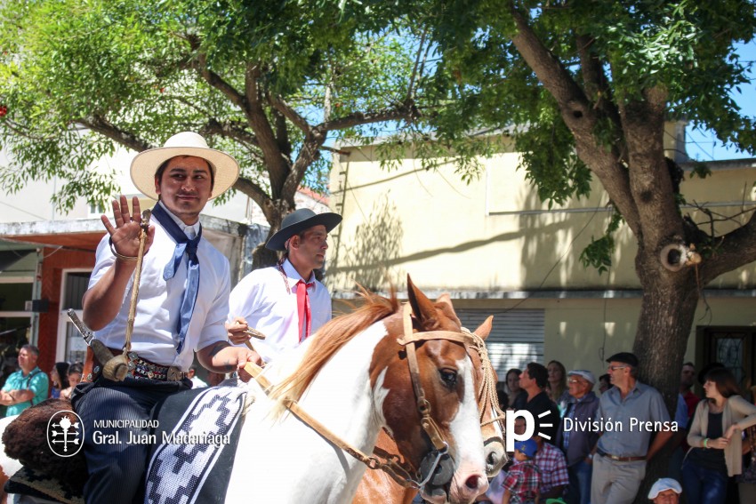 Las mejores fotos del desfile de gala de la Fiesta Nacional del Gaucho