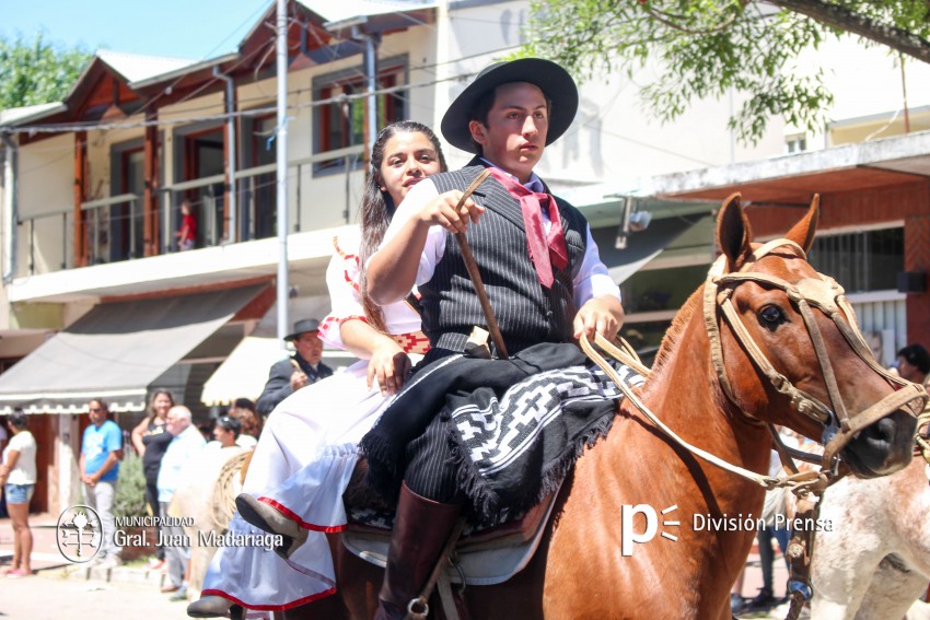 Las mejores fotos del desfile de gala de la Fiesta Nacional del Gaucho